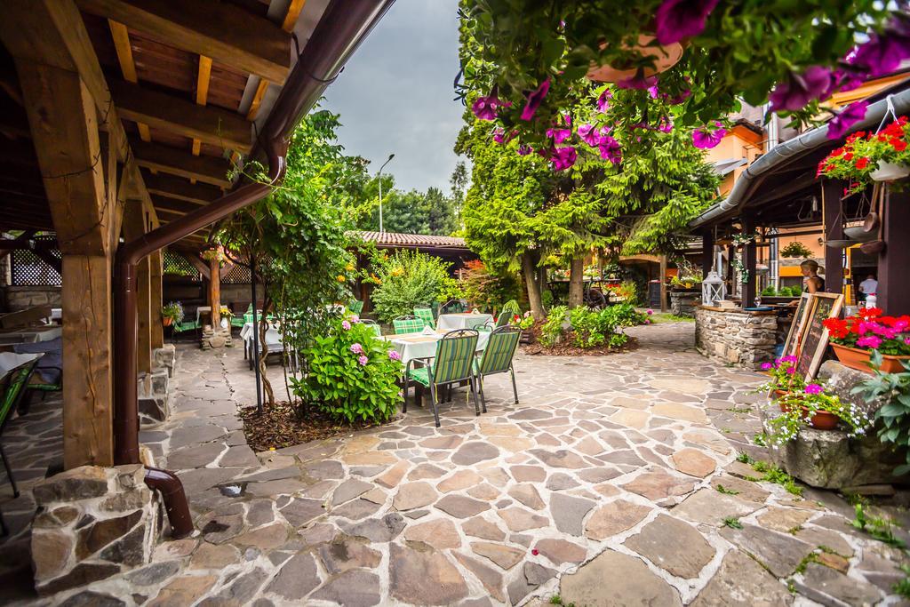 Penzion Trattoria Prešov Exteriör bild